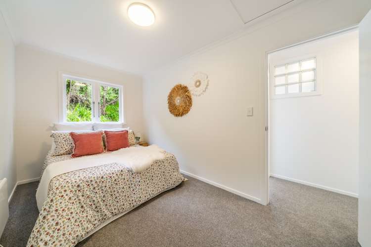 22 Miromiro Road Normandale_16