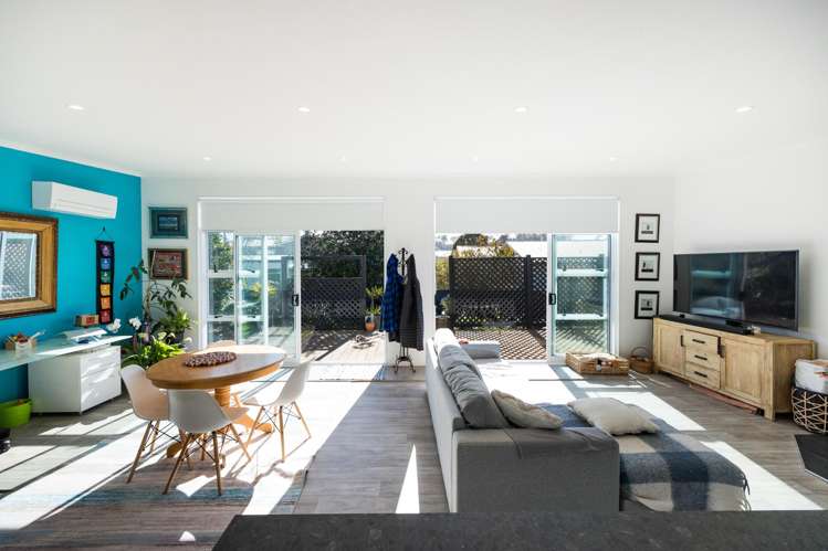 69 Nash Parade Foxton Beach_9
