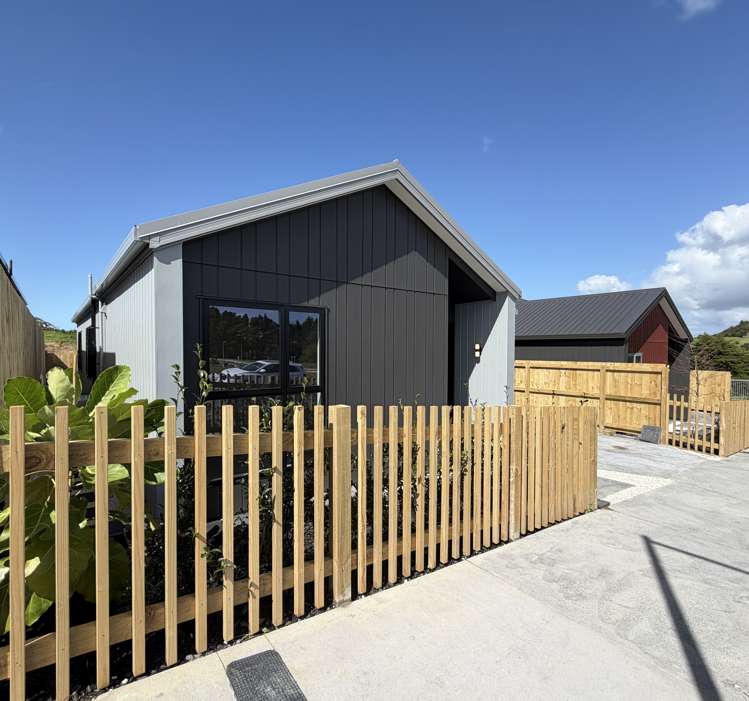 68 Huanui Drive Orewa_21