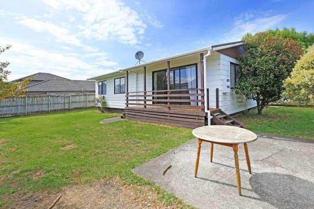 20a Glenlea Place Flat Bush_1