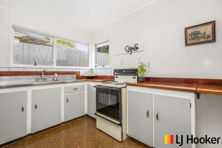 16 Damian Way Manurewa_5