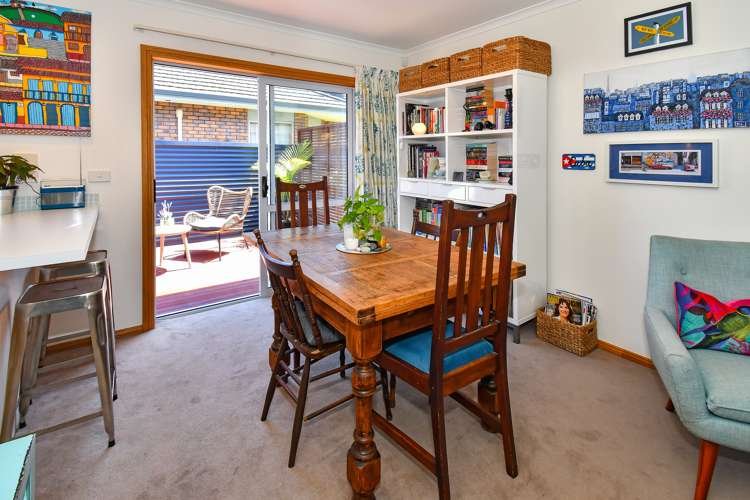 35a Shortt Avenue Mangere Bridge_21