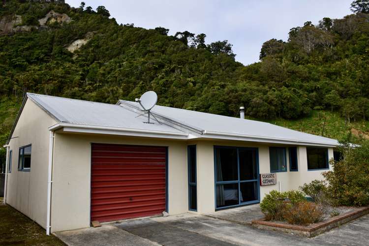 2 Horncastle Crescent Little Wanganui_5