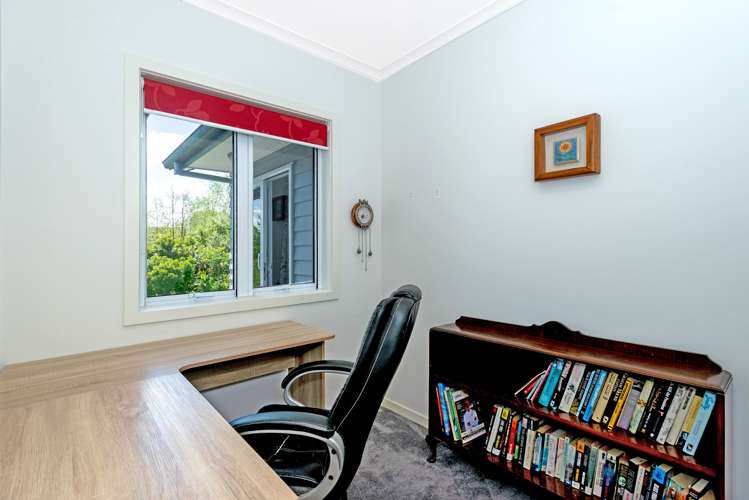 24 Charteris Rise Riverdale_14