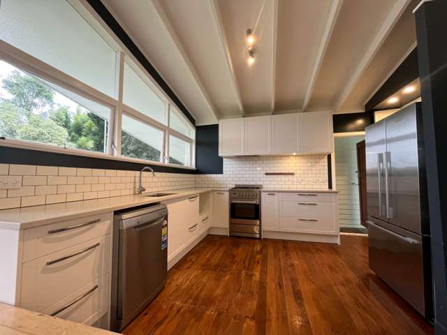 246 Glengarry Road Glen Eden_2