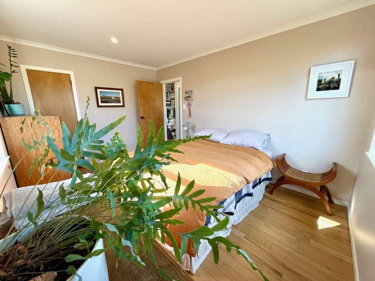 19 Lorenzen Bay Road Raglan_32