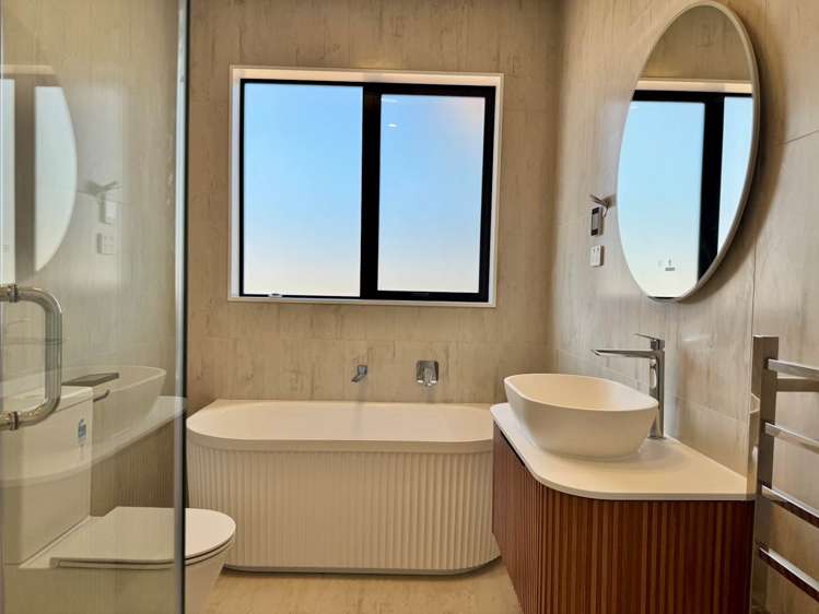 35 Tukutata Crescent Milldale_11