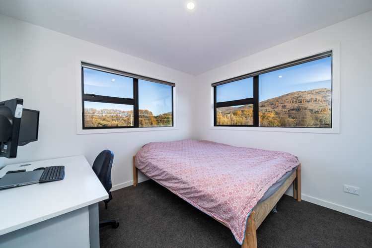 7 Walton Way Lower Shotover_10