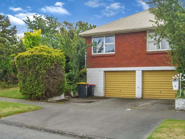 Four Bedroom Family Home In Avonhead