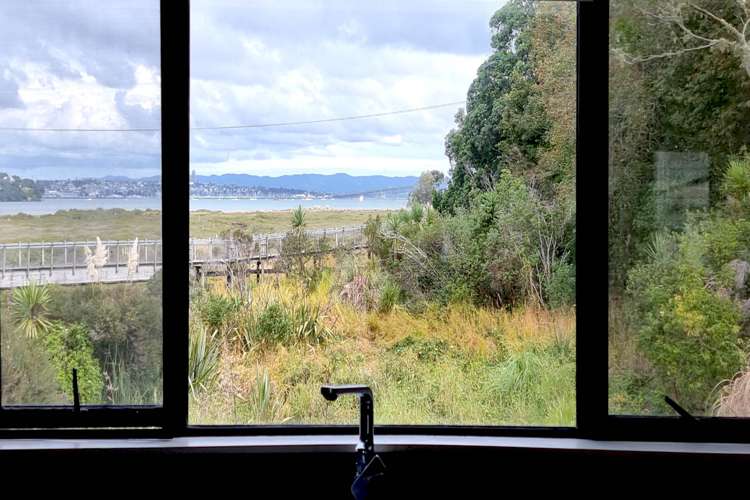 15 Merwood Lane Devonport_18