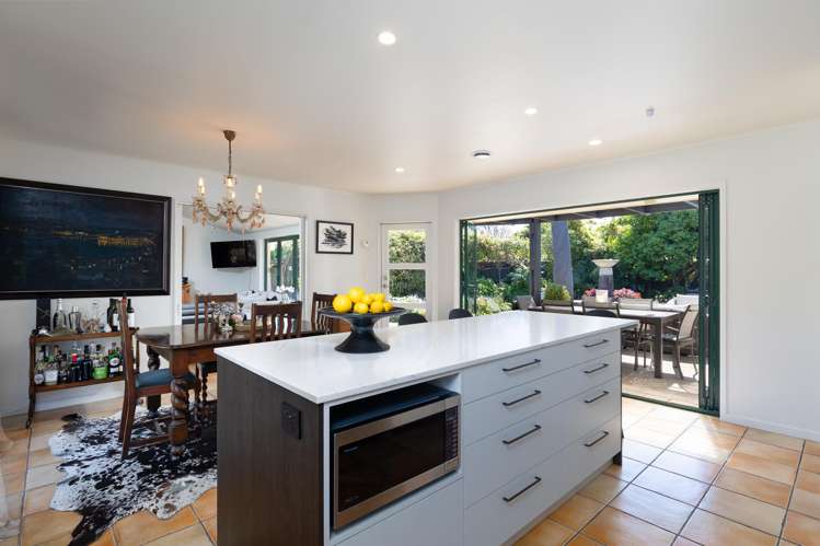 2/96 Nile Street Nelson_1