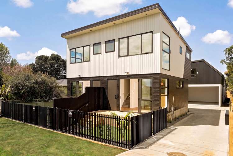 12 Taikata Road Te Atatu Peninsula_17
