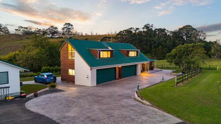 136 Muriwai Road Waimauku_35