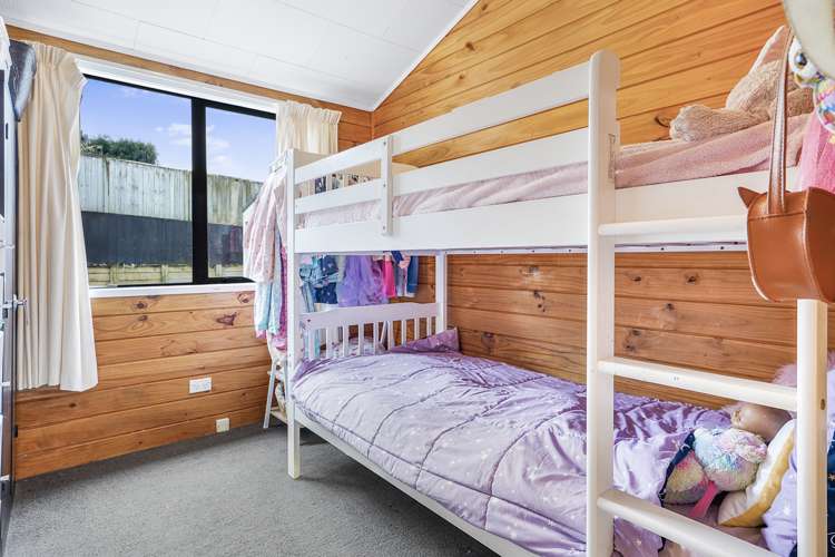 68a Acacia Crescent Glenview_8