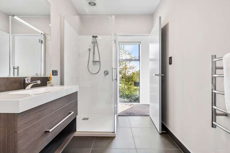 312 Upper Queen Street Pukekohe_17