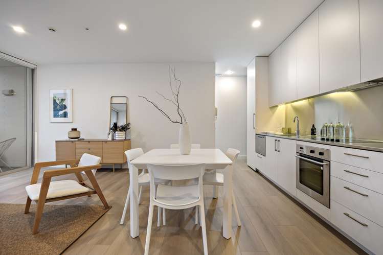 3b/12 Fisher-Point Drive Auckland Central_9