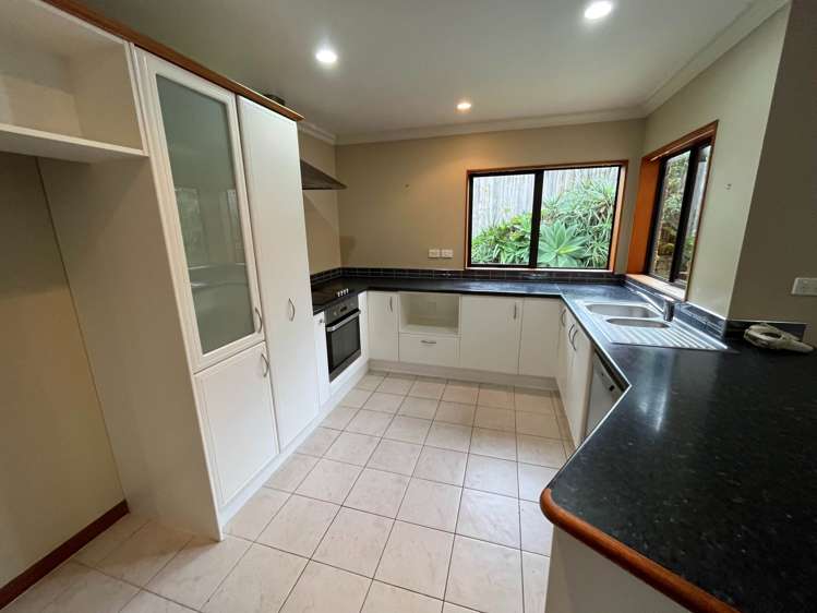 Mt Smart Road Royal Oak_2