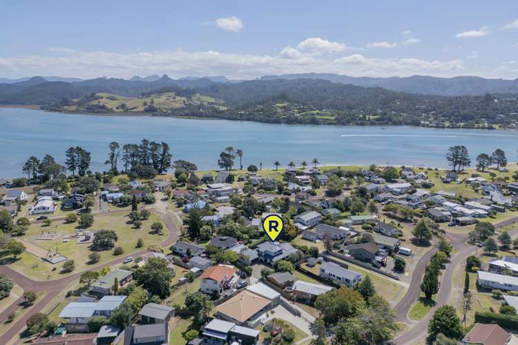 7 Pleasant Place Pauanui_21