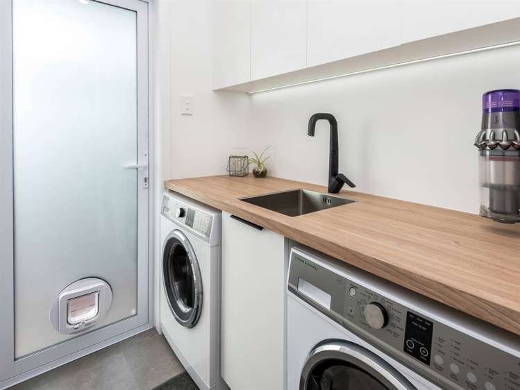 2/69 Wellington Street Howick_17