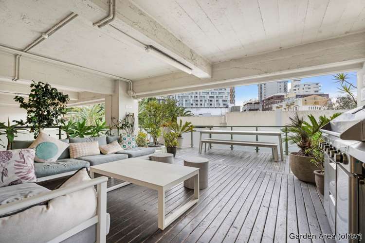 2a/5 Parliament Street Auckland Central_13