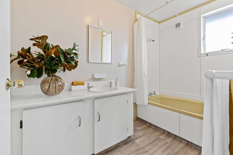 1/42 Pacific Road North New Brighton_8