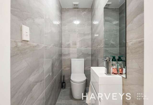 A1/23 Derwent Crescent Titirangi_4