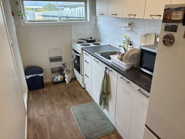 1/33 Radley Street Woolston_1