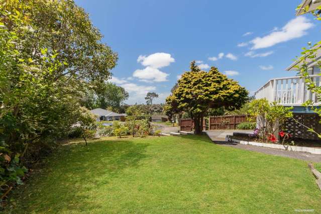 13 Tracey Terrace Te Atatu South_4