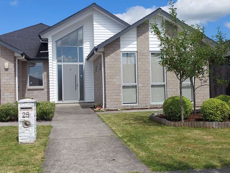 28 Jelas Drive Riverhead_0