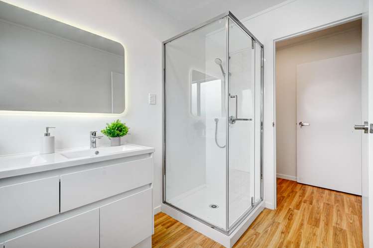 15A Coates Crescent Panmure_12