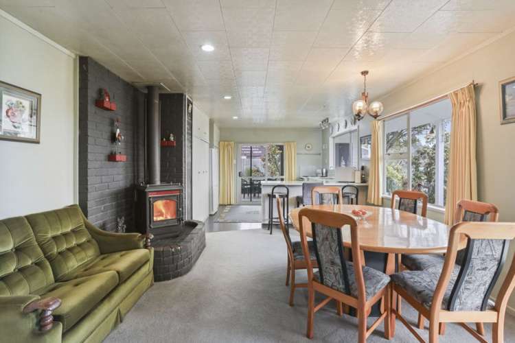 15 Montrose Street Waiau_23