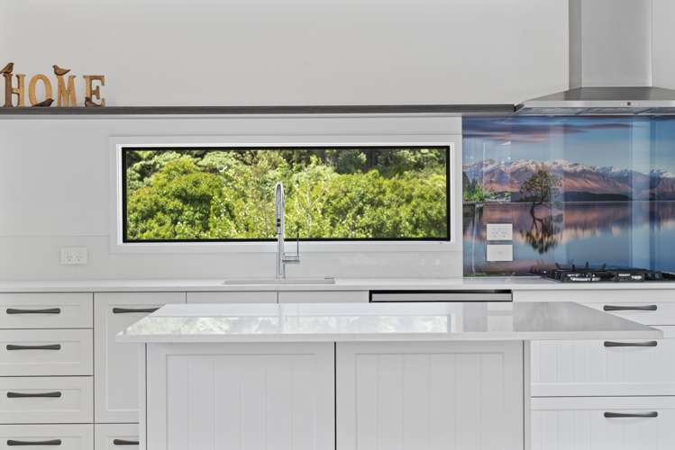 138 Adler Drive Ohauiti_3