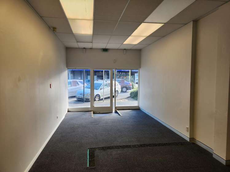 Ground/15 Bay Road Kilbirnie_5