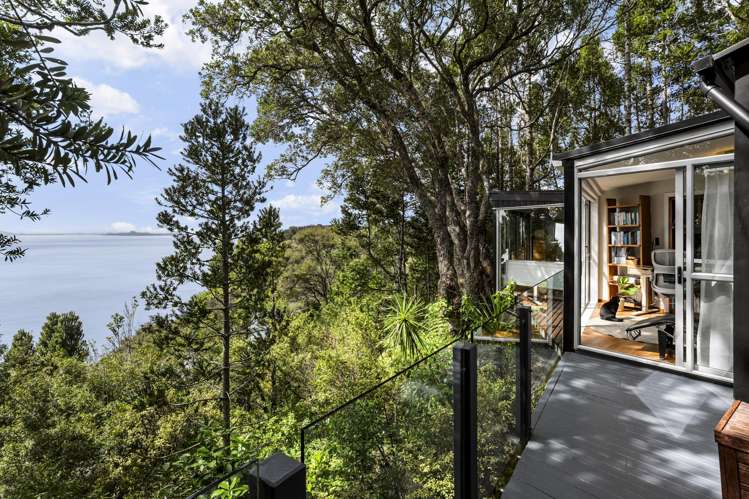 11 Wood Bay Road Titirangi_23