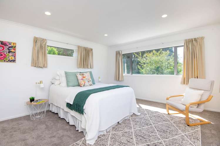 5 Hampton Hill Road Tawa_12