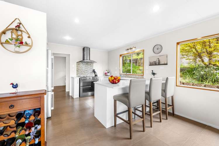 1180 East Coast Road Redvale_10