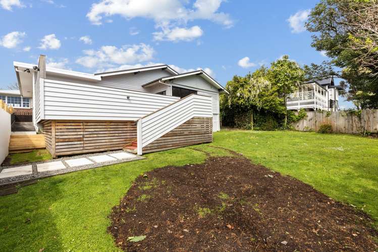 30 Waiwaka Terrace Strandon_22