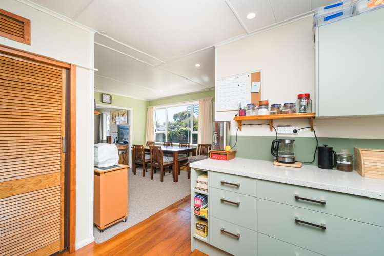 18 Belvedere Crescent Takaro_16