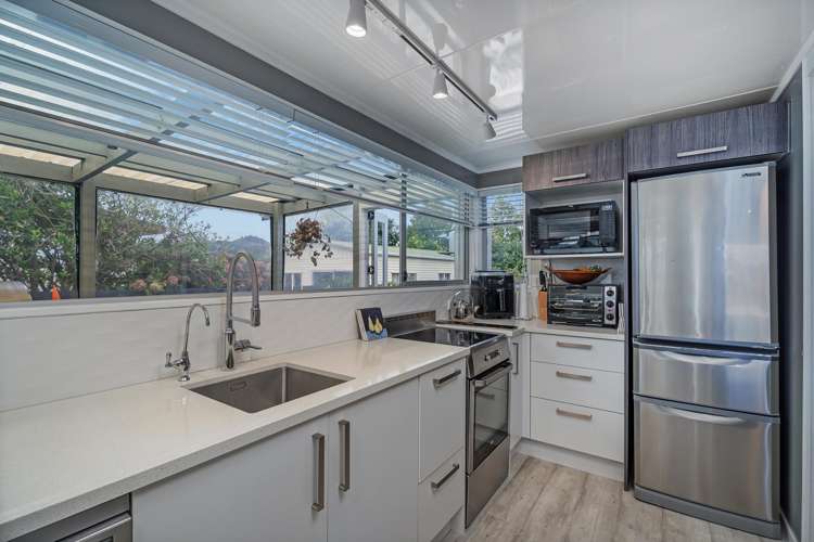 26 South Highway East Whitianga_14