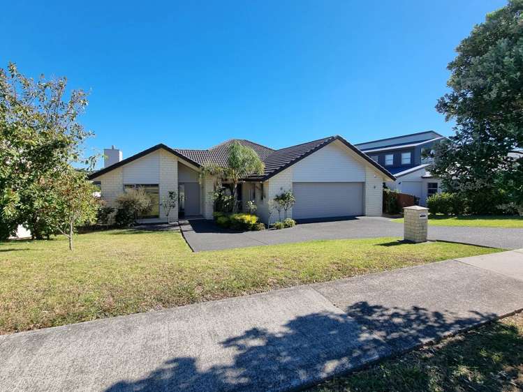 59 Pine Harbour Parade Beachlands_0
