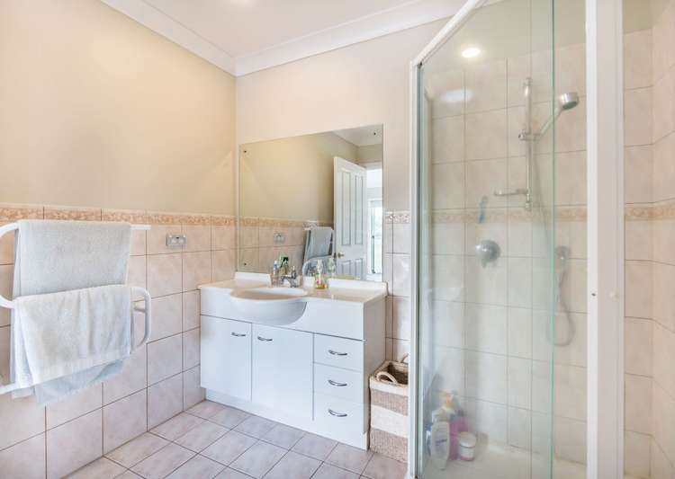 21 Greenway Rise Gulf Harbour_22