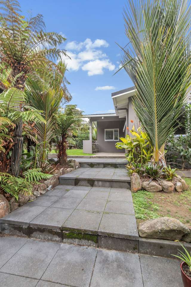 64 Te Henga Road Waitakere_1