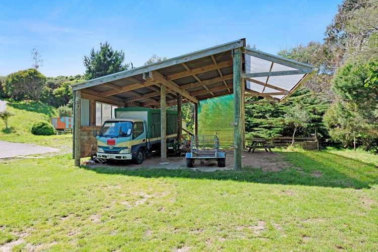 60 South Makara Road Makara_28