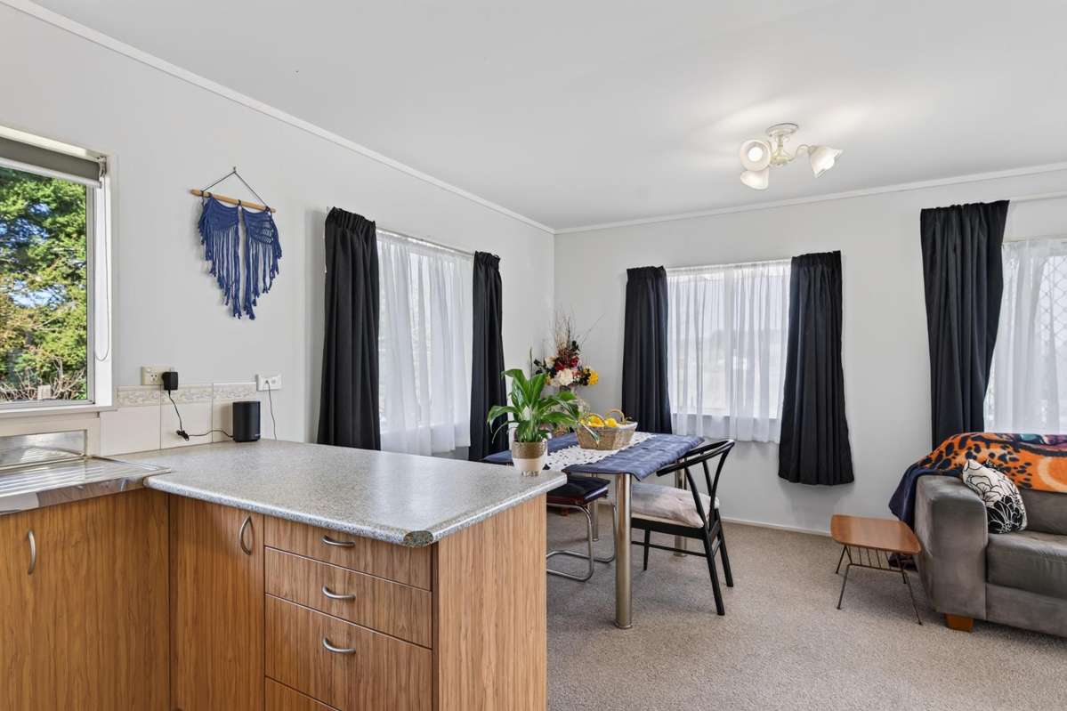 140 Colville Road_1