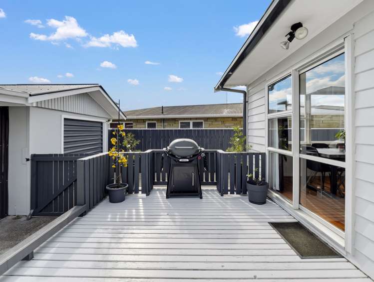 56 Lockhart Avenue Milson_11