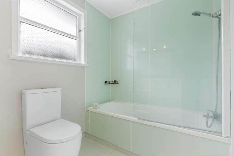 6 Walnut Way Maungaraki_15