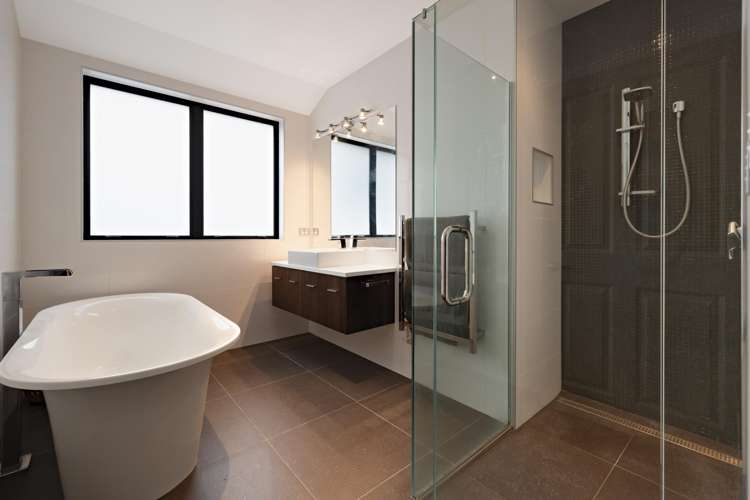 19 Tall Oaks Way Bethlehem_28