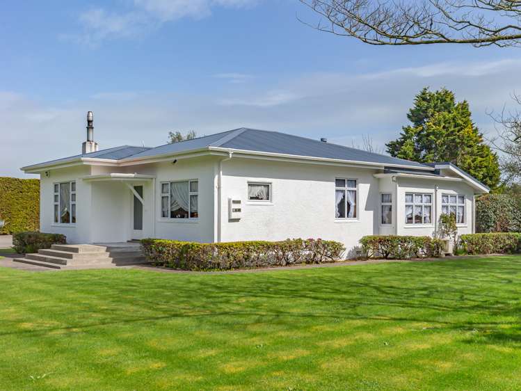 50 Painua Road Hokio Beach_13