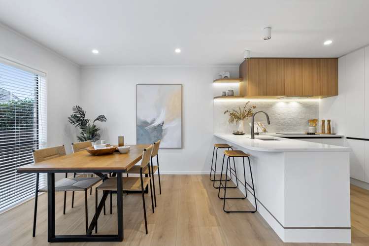 4/32A Tawera Road_2