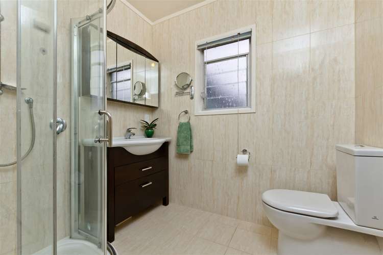 1/16 Napier Avenue Takapuna_15